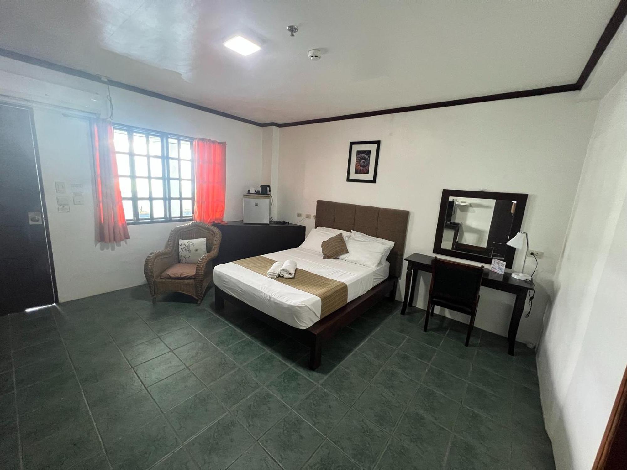 אולונגפו Subiza Beach Resort מראה חיצוני תמונה
