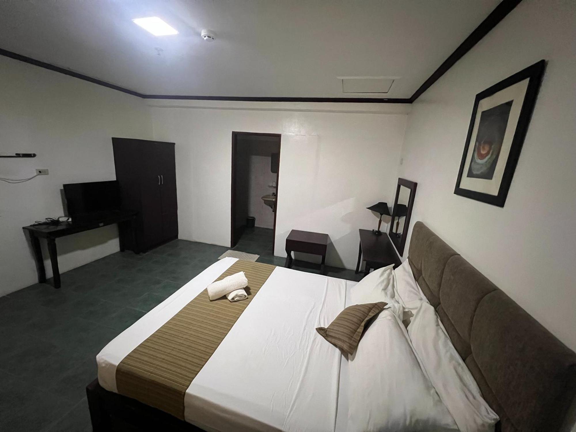 אולונגפו Subiza Beach Resort מראה חיצוני תמונה