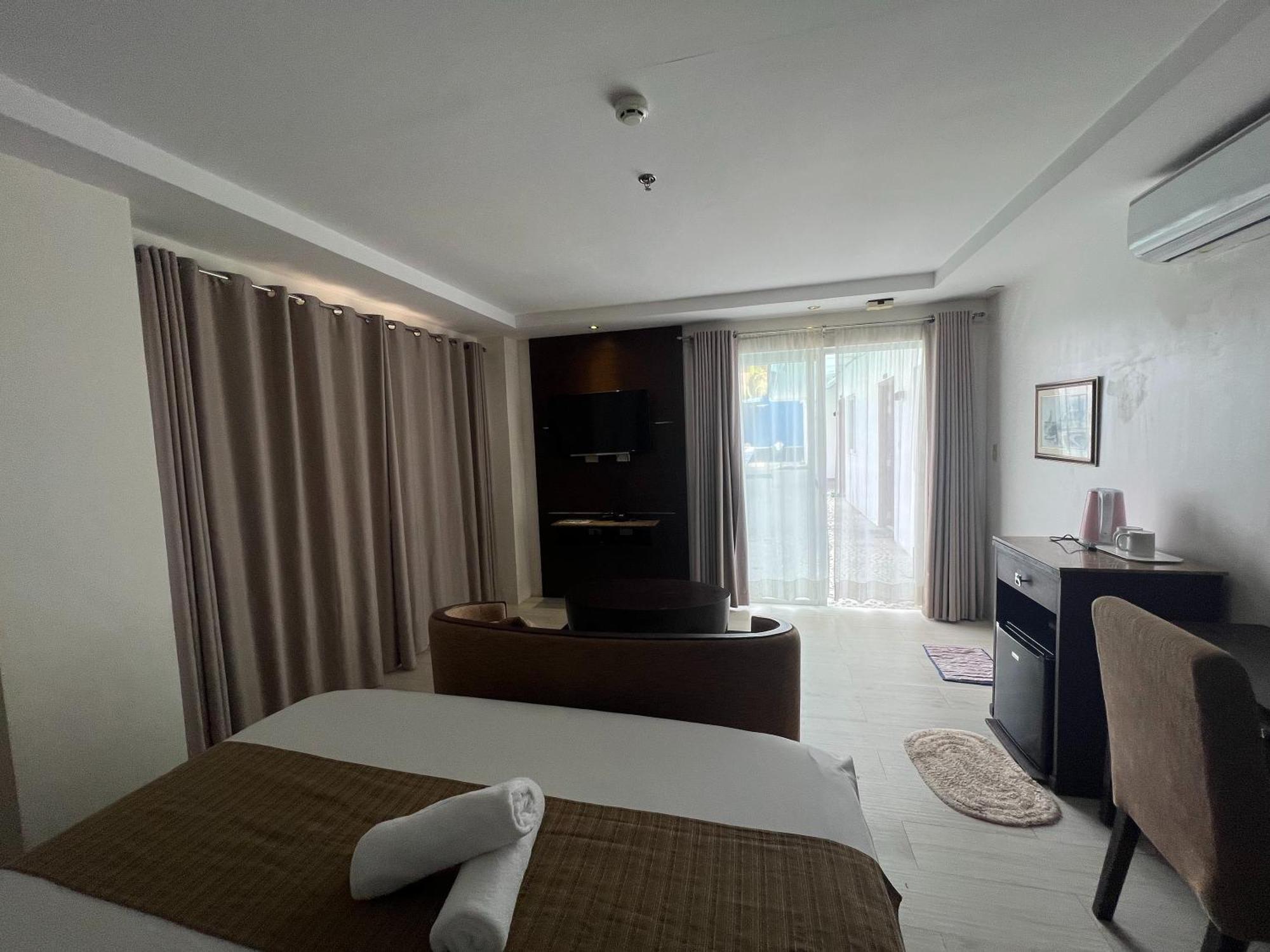 אולונגפו Subiza Beach Resort מראה חיצוני תמונה