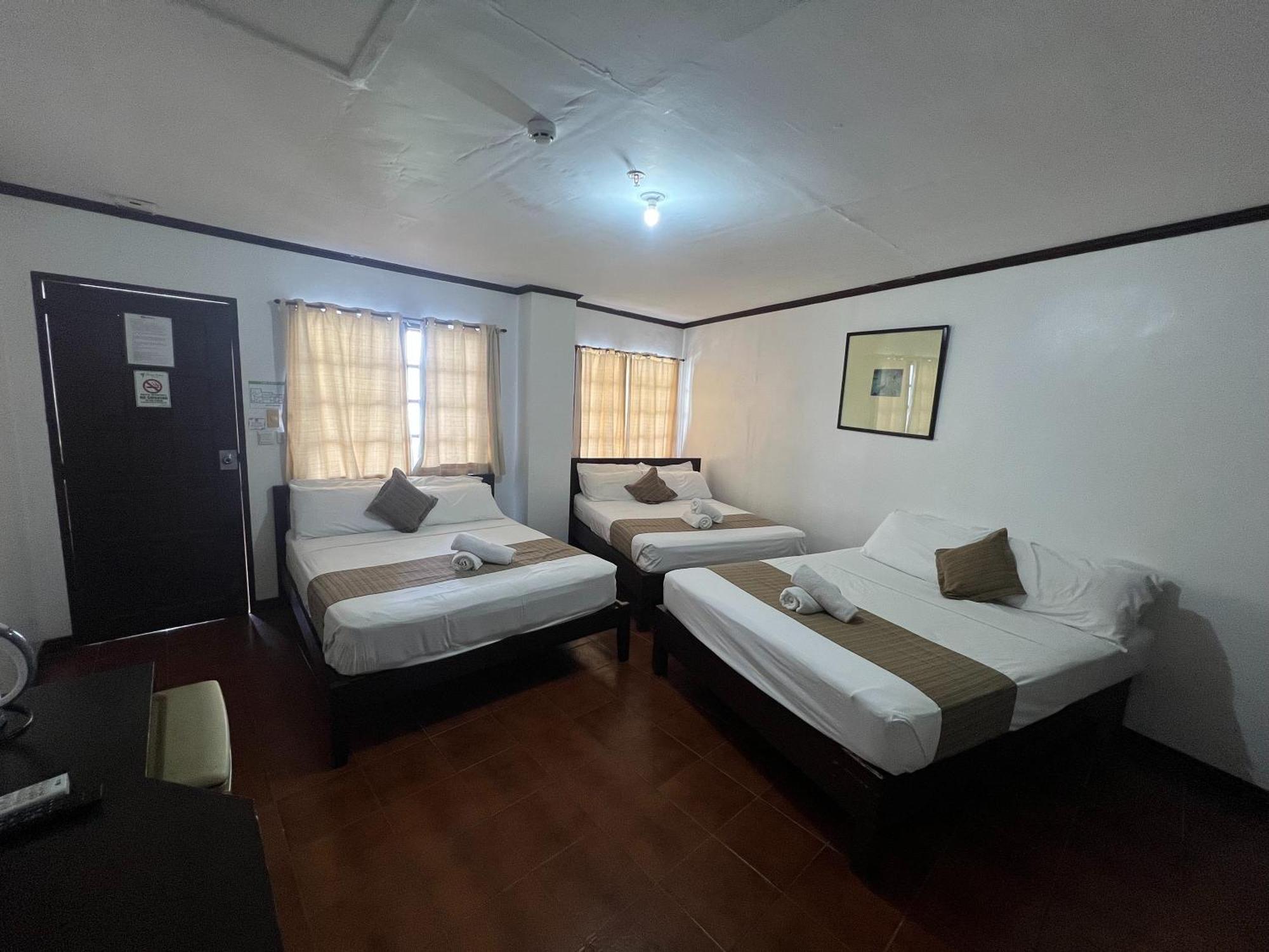 אולונגפו Subiza Beach Resort מראה חיצוני תמונה